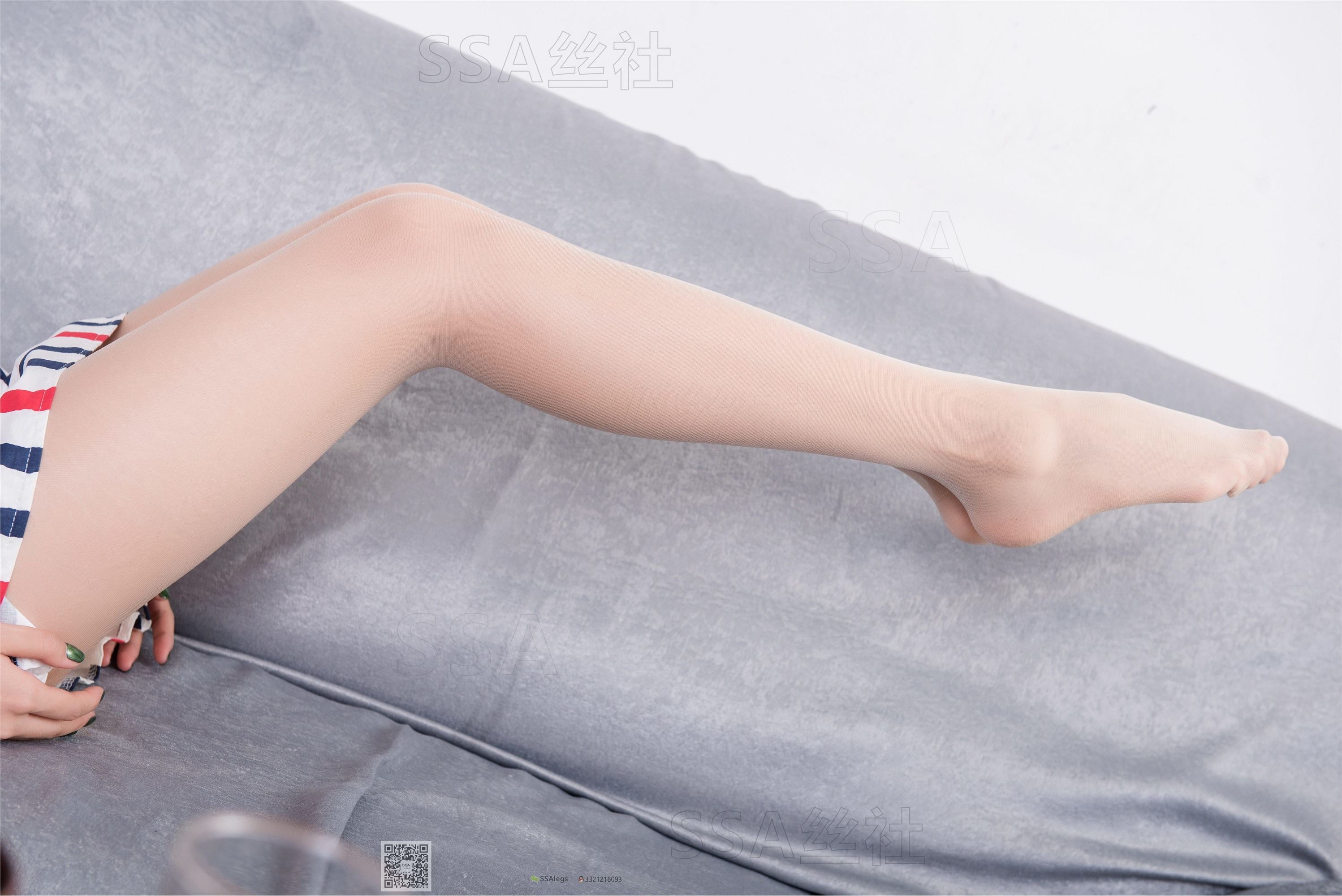 SSA丝社 NO.048 女秘书兰兰沙发上的美腿肉丝特写